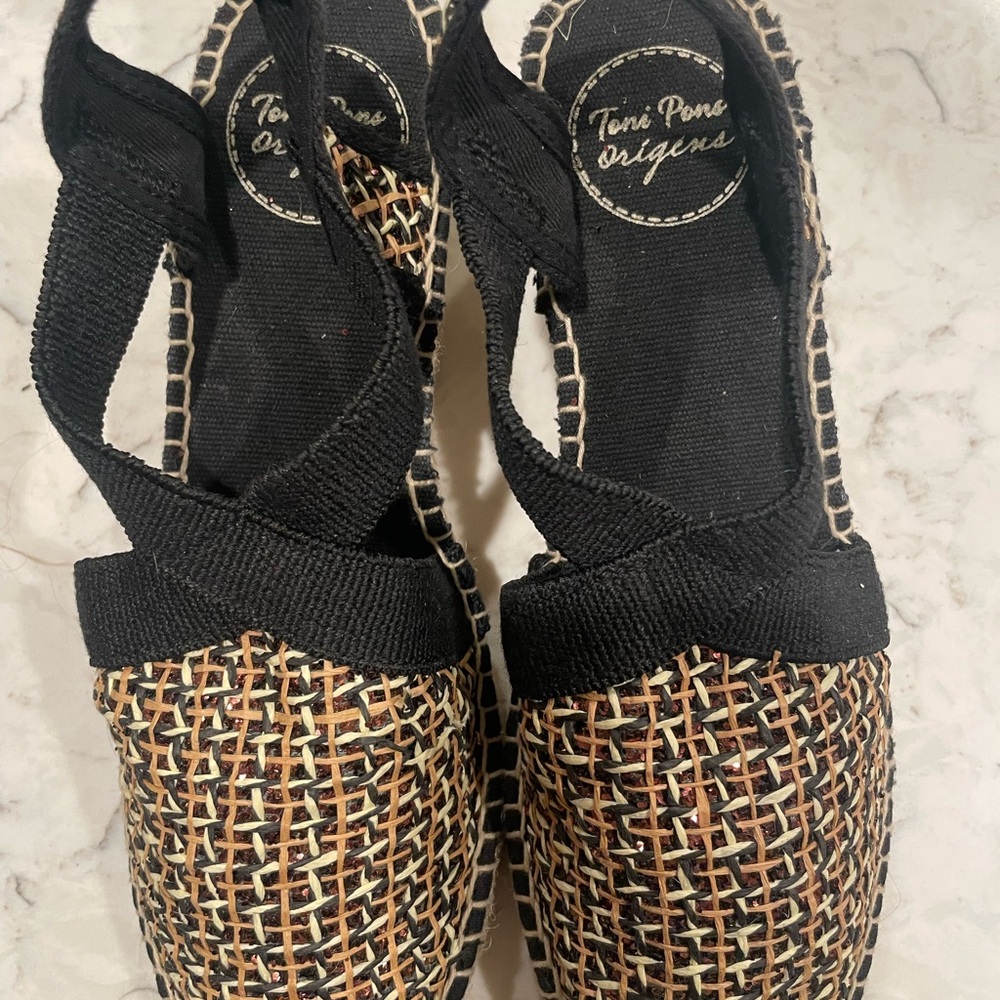 Toni Pons Black and Tan Espadrilles